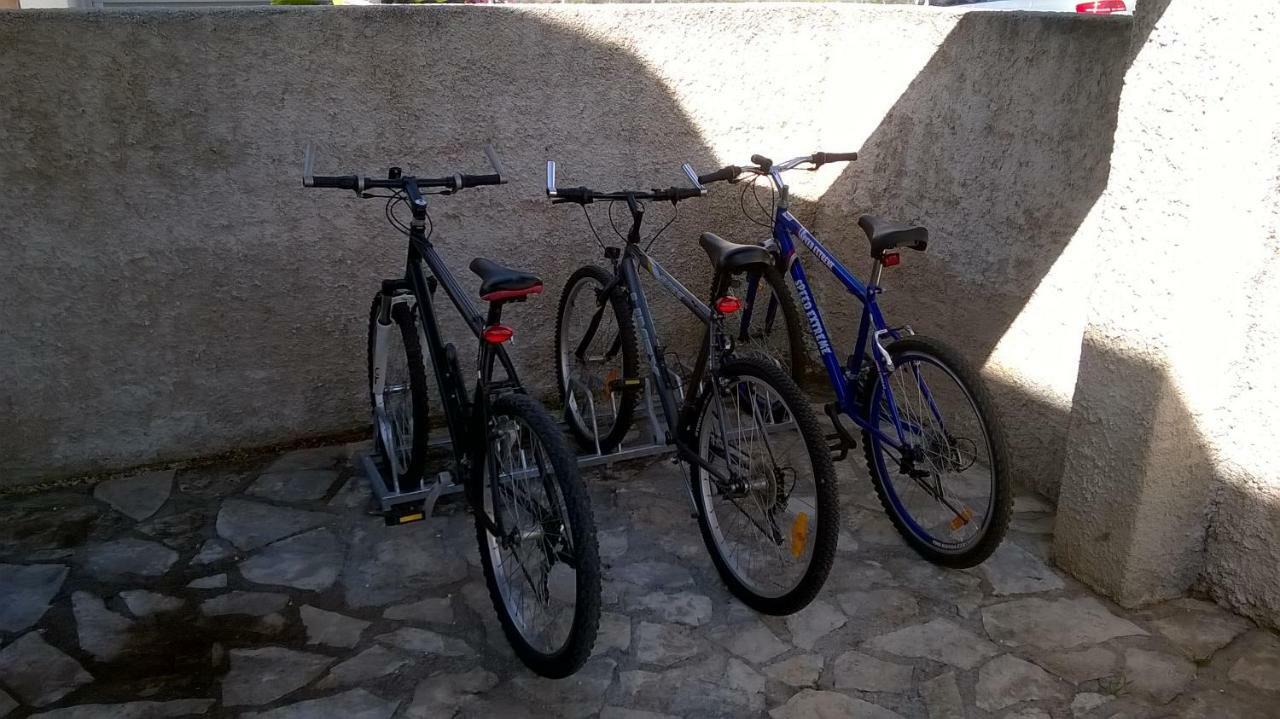 Oliva Apartman *