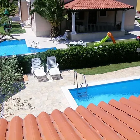 Oliva Holiday Apartment Banjole Exterior photo