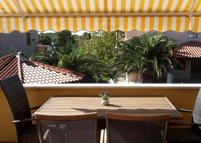 Oliva Holiday Apartment