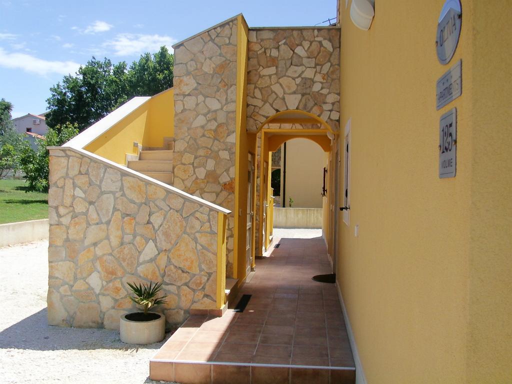 Apartment Oliva Holiday Apartment *